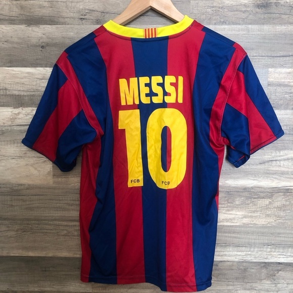 FC Barcelona Official Lionel Messi 10 Soccer Jersey Size 14 - Picture 7 of 10